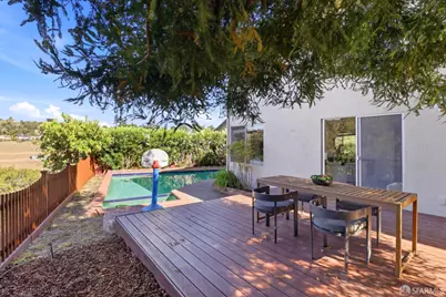 8 Bennington Court, San Mateo, CA 94402 - Photo 51