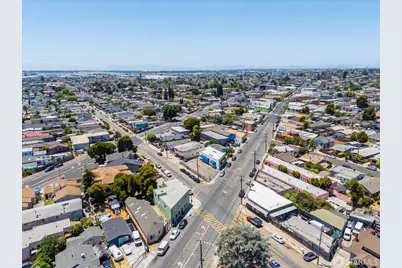 6125 Foothill Boulevard, Oakland, CA 94605 - Photo 9