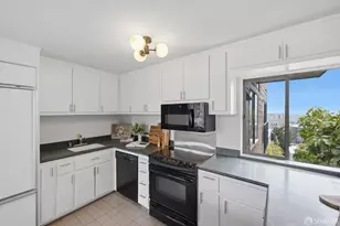 2171 Sacramento St, San Francisco, CA 94109 - Photo 15