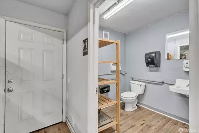 2820 Broadmoor Avenue, Concord, CA 94520 - Photo 21