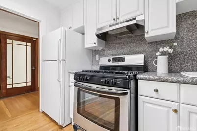 2555 20th Avenue, San Francisco, CA 94116 - Photo 17