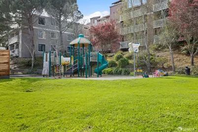 1707 Saddleback Drive, Daly City, CA 94014 - Photo 21