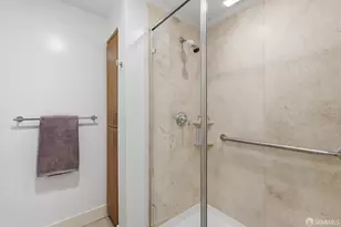 438 W Grand Ave Ave, Oakland, CA 94612 - Photo 23