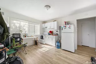 1830 Castro St, Oakland, CA 94612 - Photo 35