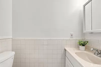 2410 45th Avenue, San Francisco, CA 94116 - Photo 11