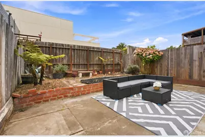 2410 45th Avenue, San Francisco, CA 94116 - Photo 21