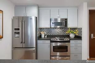 451 Kansas St, San Francisco, CA 94107 - Photo 9