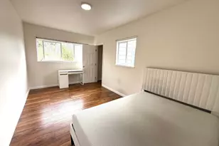 737 London St, San Francisco, CA 94112 - Photo 7
