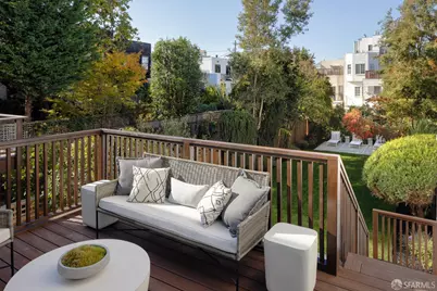 2264 Beach Street, San Francisco, CA 94123 - Photo 29
