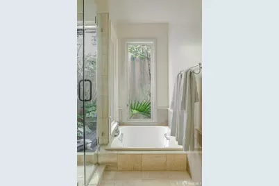 2670 Pierce Street, San Francisco, CA 94123 - Photo 57