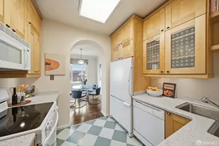 1101 Green St, San Francisco, CA 94109 - Photo 17