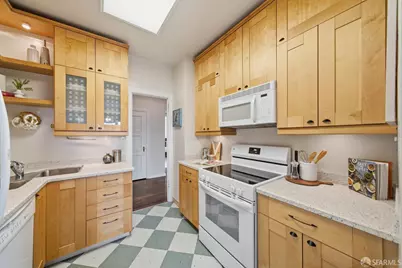 1101 Green Street #403, San Francisco, CA 94109 - Photo 15