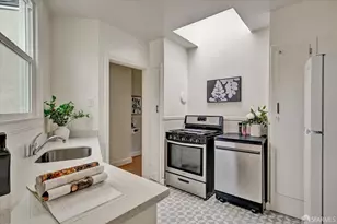 2582 30th Ave, San Francisco, CA 94116 - Photo 13