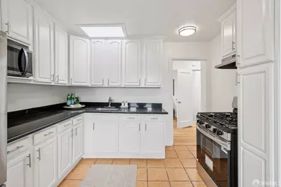 1320 Hawes Street, San Francisco, CA 94124 - Photo 7