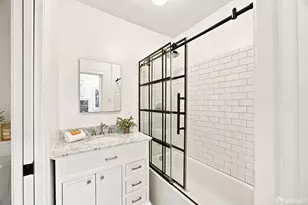 1637 Chestnut St, San Francisco, CA 94123 - Photo 29