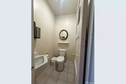 9894 Macarthur Boulevard, Oakland, CA 94605 - Photo 5