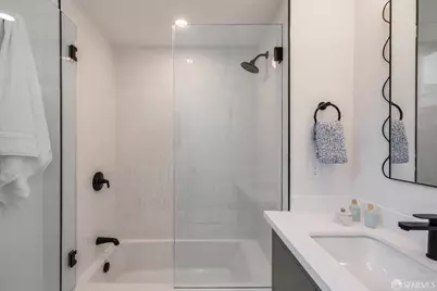 807 York Street, San Francisco, CA 94110 - Photo 27