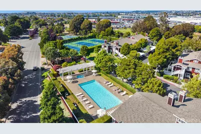 240 Marina Lakes Drive, Richmond, CA 94804 - Photo 31