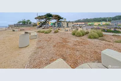 408 4th Avenue, Pacifica, CA 94044 - Photo 33