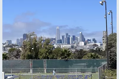 51 Rebecca Lane, San Francisco, CA 94124 - Photo 5