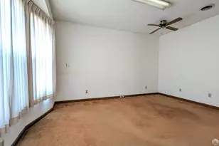 1003-1005 E 11th St, Oakland, CA 94606 - Photo 9
