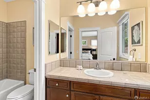 40 Palomar Oaks Ln, Redwood City, CA 94062 - Photo 29