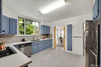 301 Westlake Avenue, Daly City, CA 94014 - Photo 5