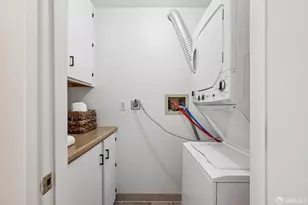 1380 Greenwich St, San Francisco, CA 94109 - Photo 31