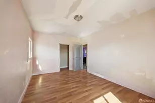 1005 E 12th St, Oakland, CA 94606 - Photo 21