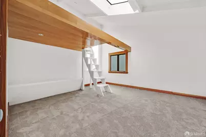6631 Glen Oaks Way, Oakland, CA 94611 - Photo 11