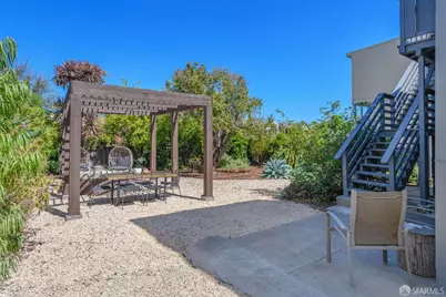 1034 Hollister Avenue, San Francisco, CA 94124 - Photo 29