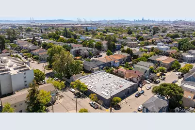 1451 13th Street #5, Oakland, CA 94607 - Photo 19