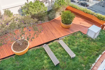 555 Bartlett Street #422, San Francisco, CA 94110 - Photo 33