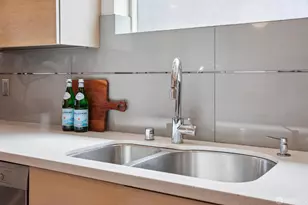 1376 Florida St, San Francisco, CA 94110 - Photo 25