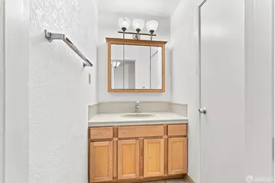 425 Orange Street #313, Oakland, CA 94610 - Photo 23