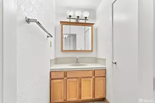 425 Orange St, Oakland, CA 94610 - Photo 23