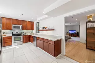 156 Lombard St, San Francisco, CA 94111 - Photo 13
