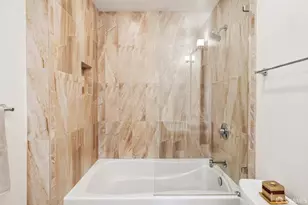156 Lombard St, San Francisco, CA 94111 - Photo 29
