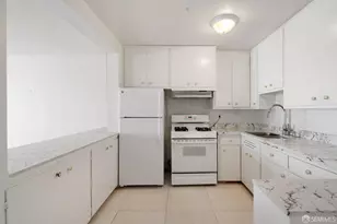 477 Burnett Ave, San Francisco, CA 94131 - Photo 13