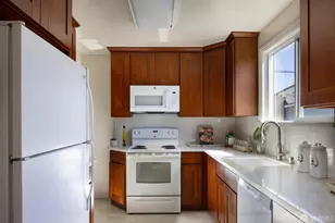1193 Skyline Dr, Daly City, CA 94015 - Photo 9