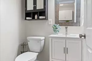 1800 Wildbrook Ct, Concord, CA 94521 - Photo 17