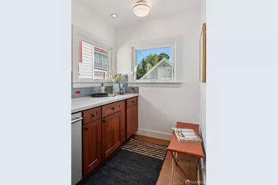 225 Naylor Street, San Francisco, CA 94112 - Photo 33