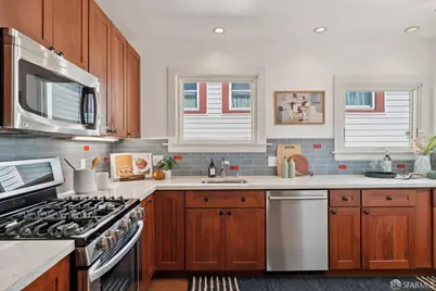 225 Naylor Street, San Francisco, CA 94112 - Photo 31