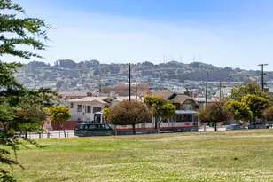 225 Naylor St, San Francisco, CA 94112 - Photo 79