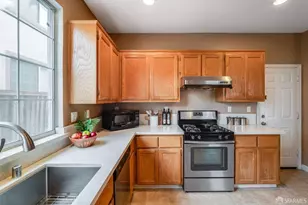 15490 Goldeneye Ct, San Leandro, CA 94579 - Photo 9
