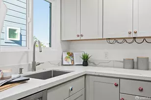 3380 20th St, San Francisco, CA 94110 - Photo 9