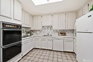 1176 Greenwich St, San Francisco, CA 94109 - Photo 19