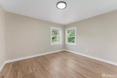 6180 Oakdale Avenue, Oakland, CA 94605 - Photo 9