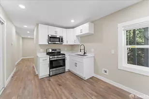 6180 Oakdale Ave, Oakland, CA 94605 - Photo 11