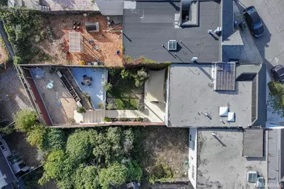 75 Bridgeview Drive, San Francisco, CA 94124 - Photo 35